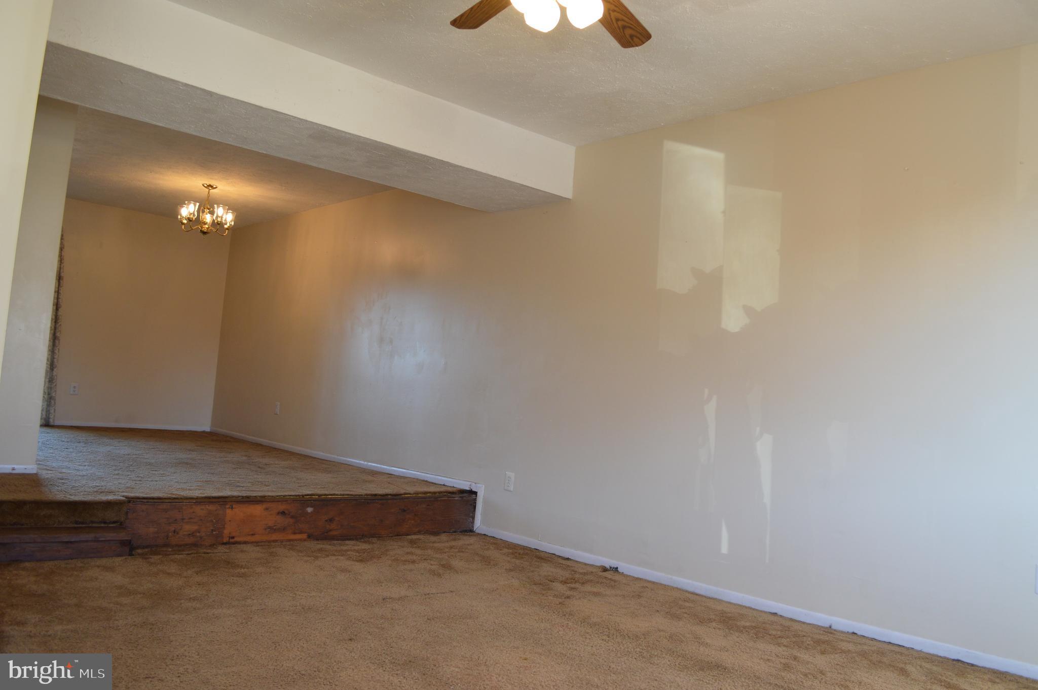 11 Highshire Ct