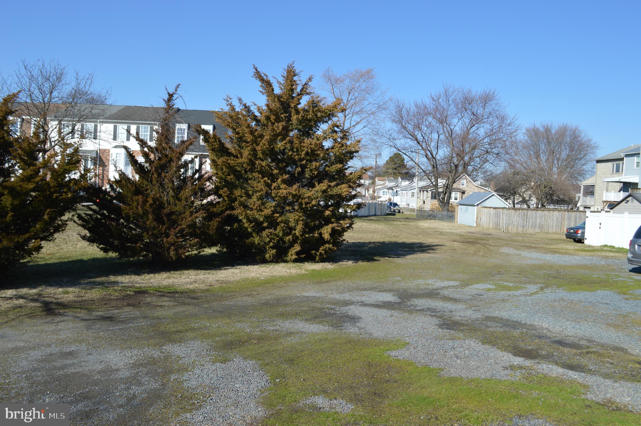 11 Highshire Ct