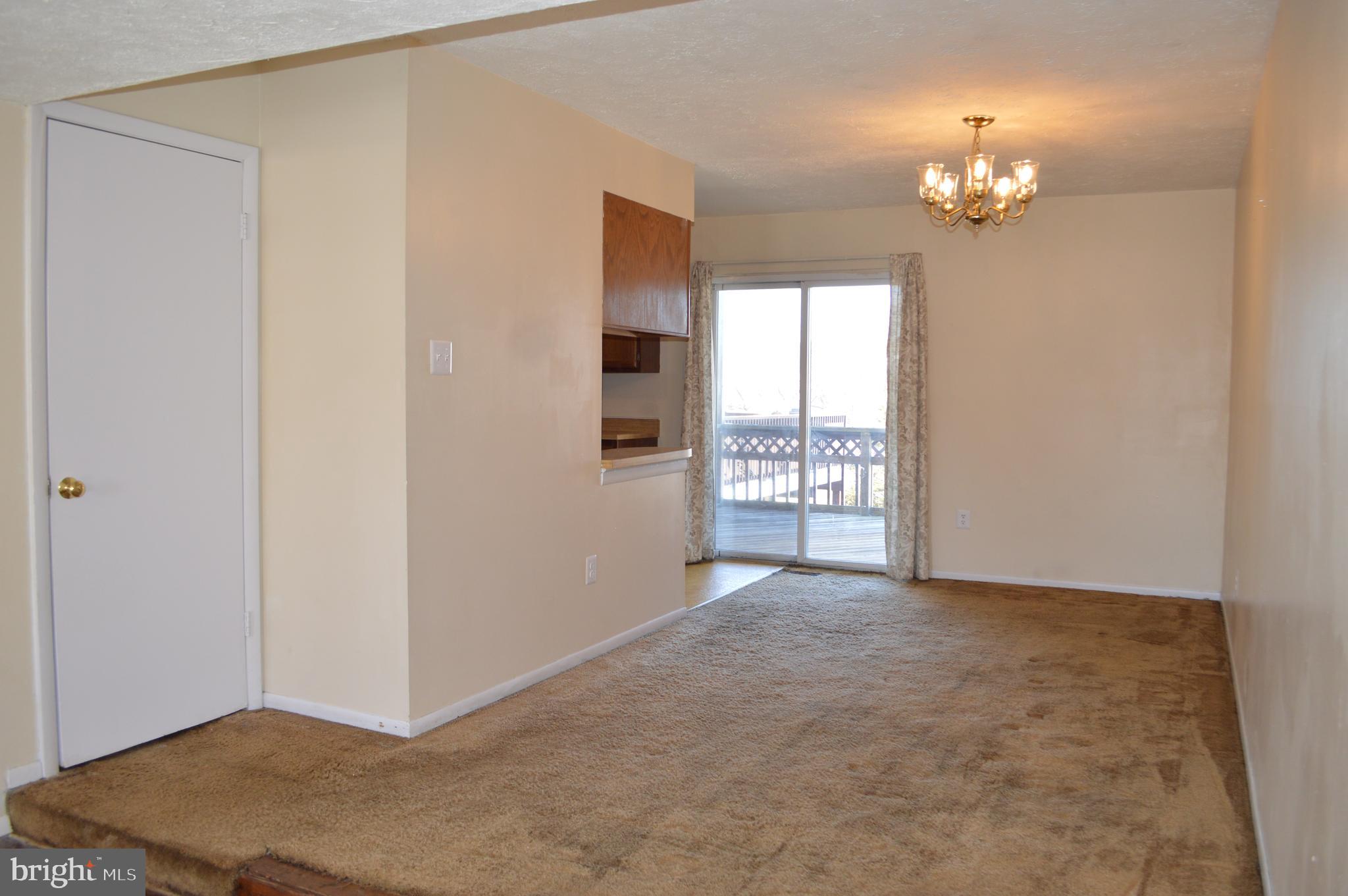 11 Highshire Ct