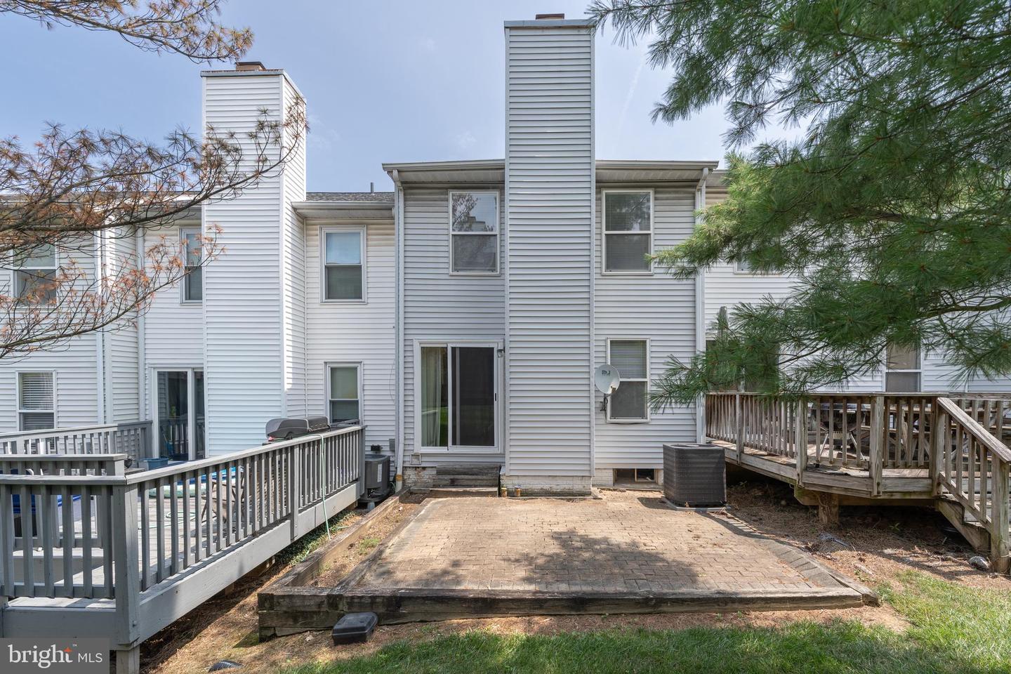 10 Tollington Ct #10