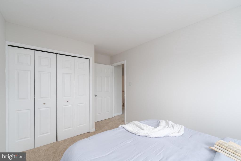 10 Tollington Ct #10