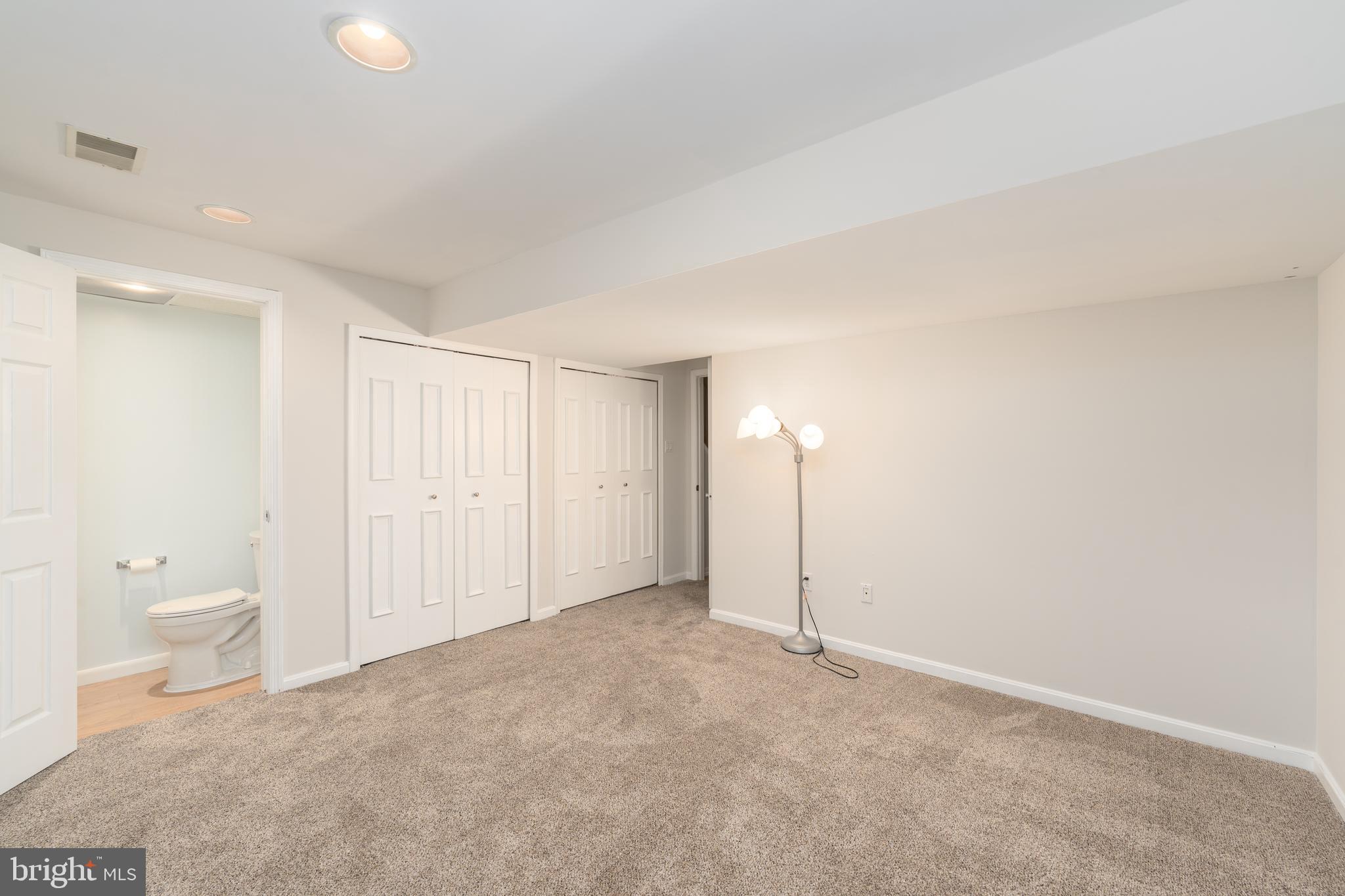 10 Tollington Ct #10