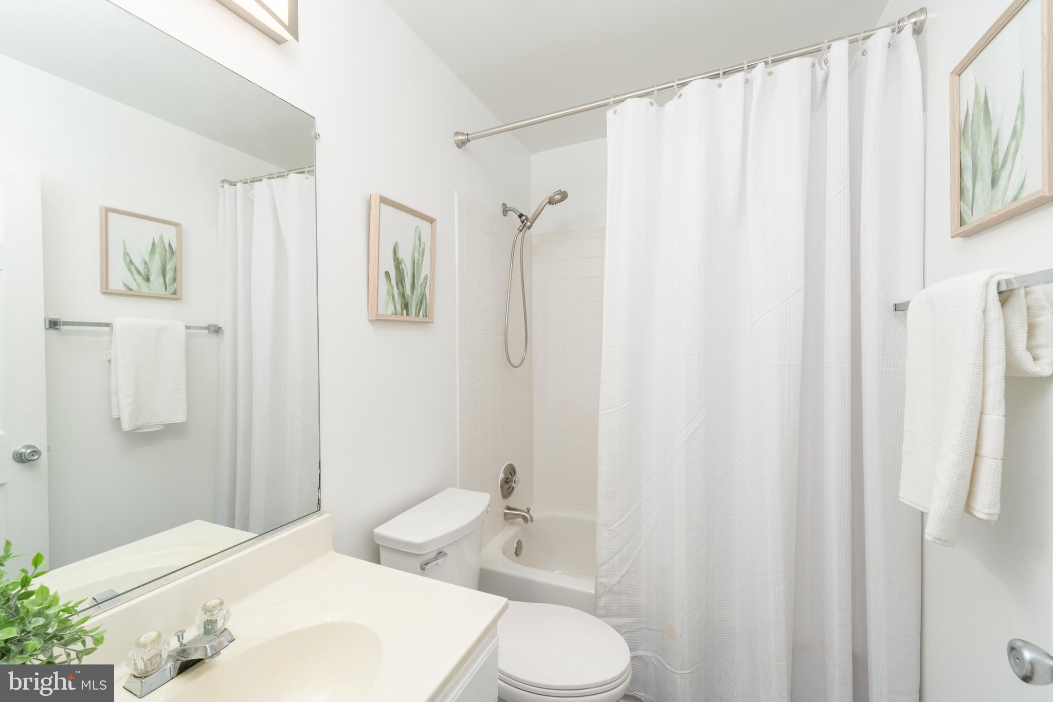 10 Tollington Ct #10