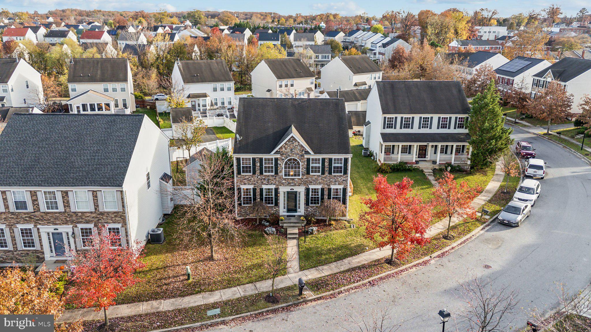 1319 Canberra Dr