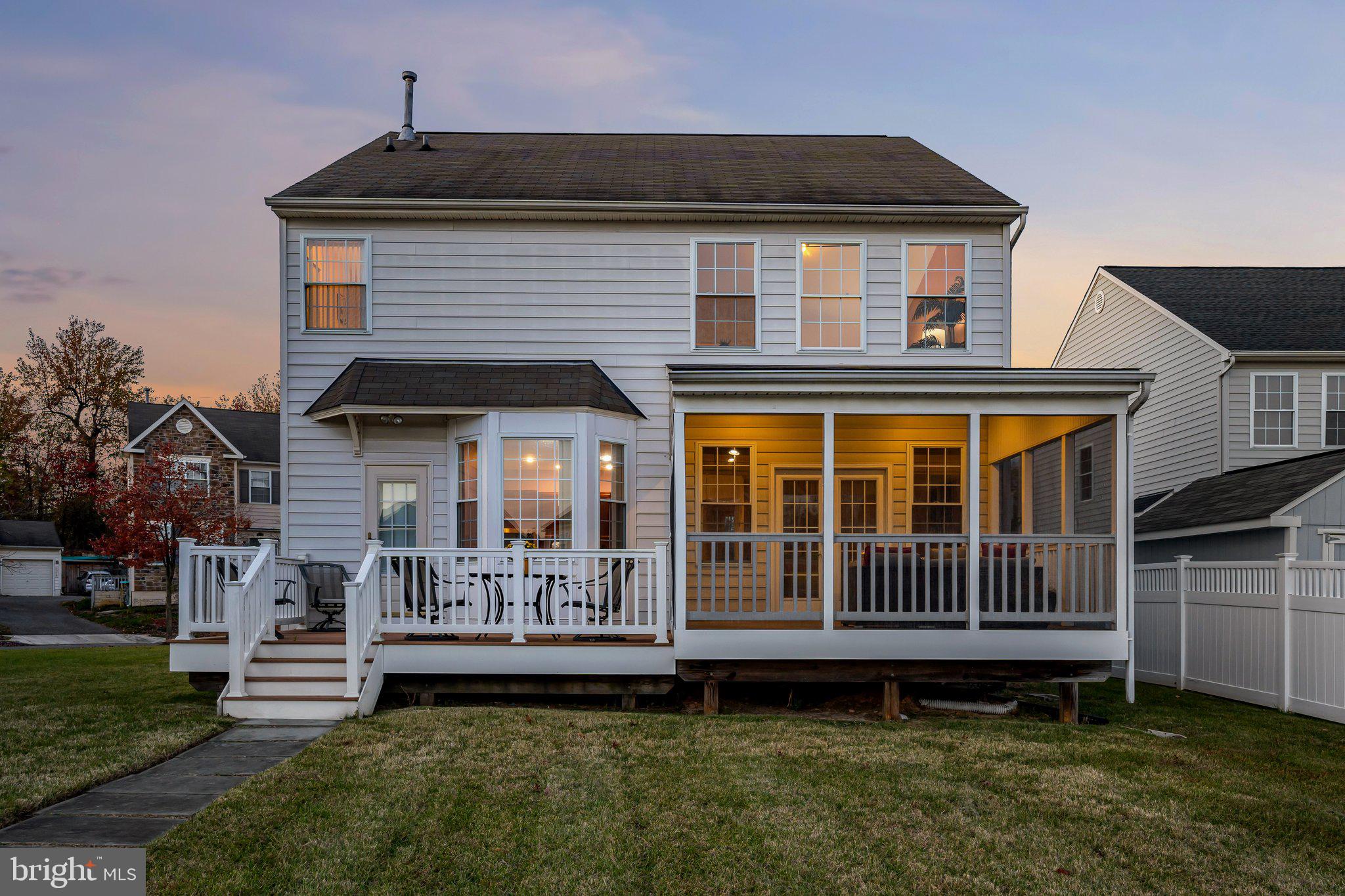 1319 Canberra Dr