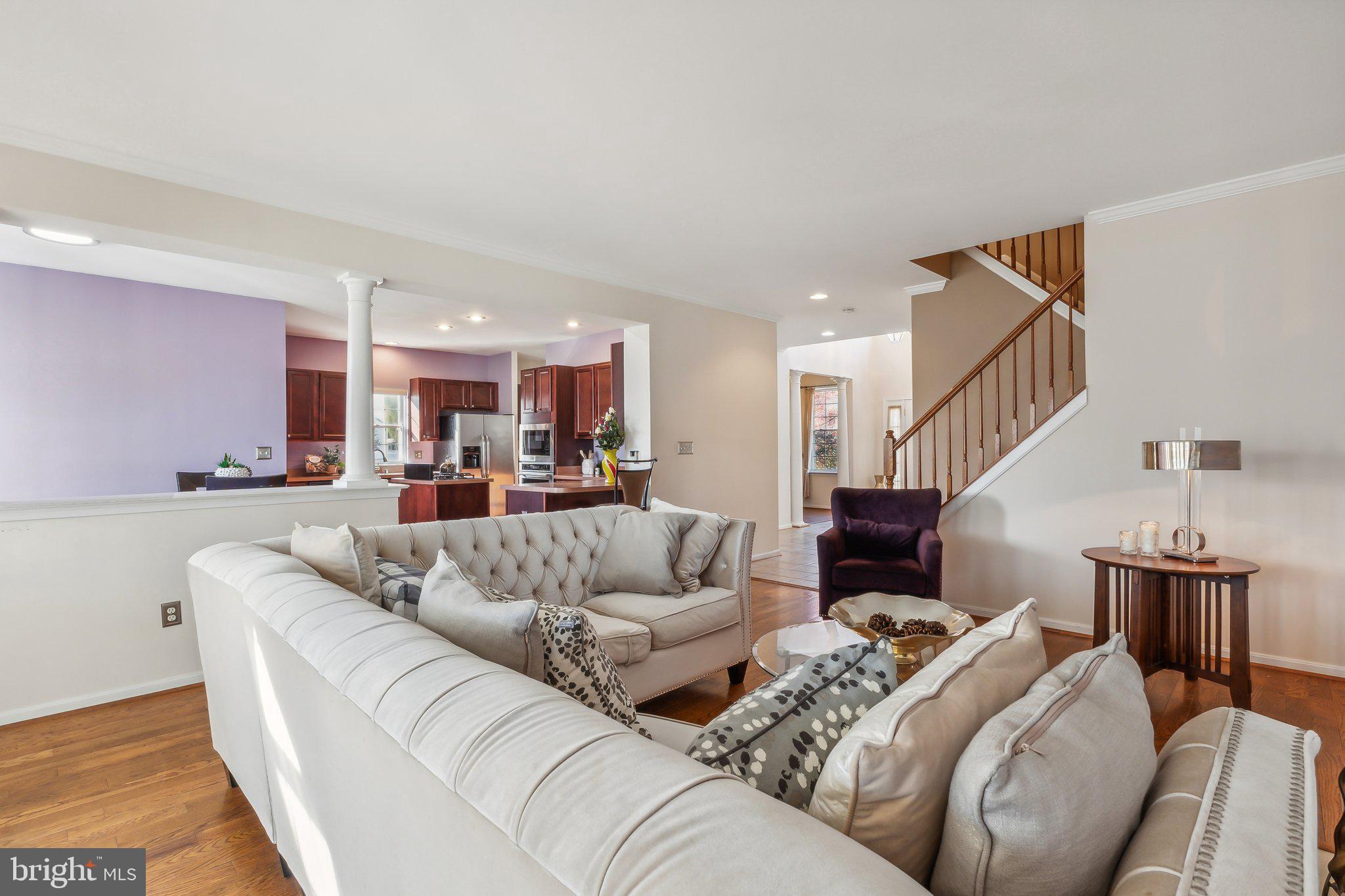 1319 Canberra Dr