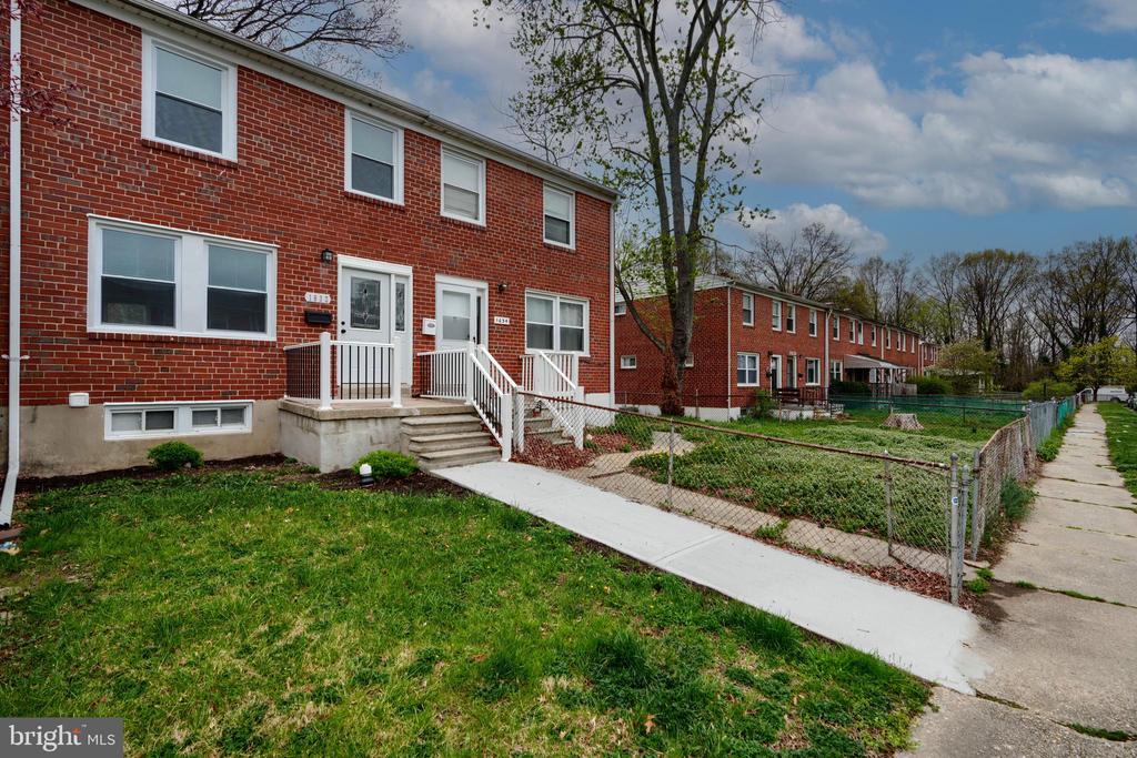 1632 Riverwood Rd