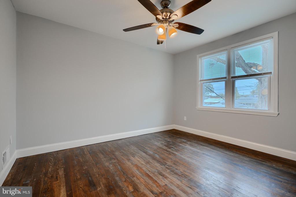 1632 Riverwood Rd