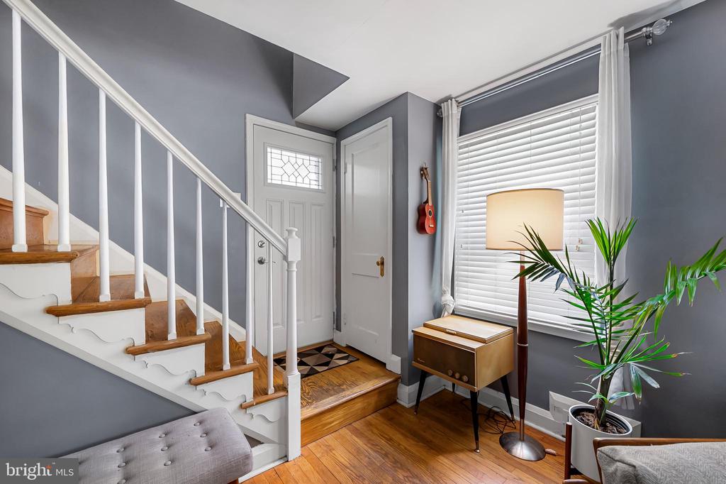 808 Olmstead Rd