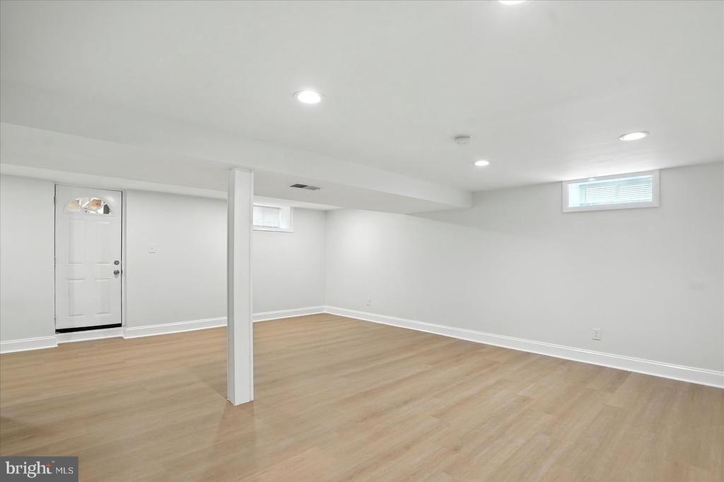 7031 GLEN SPRING ROAD