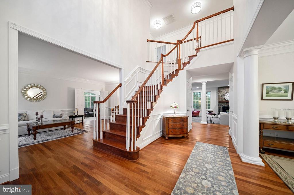 1103 HUNT CREEK LANE