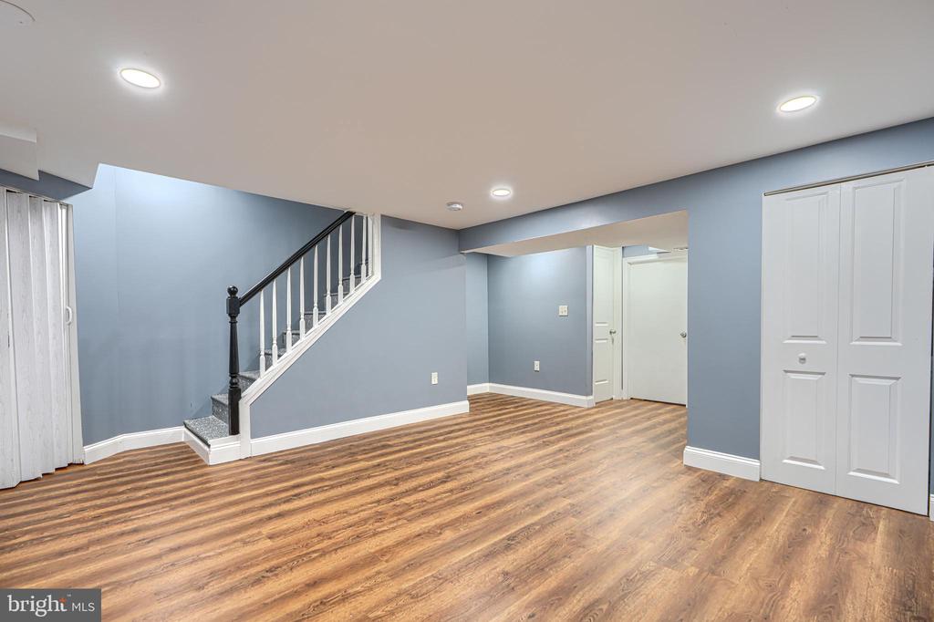 5 CARDINAL ROAD