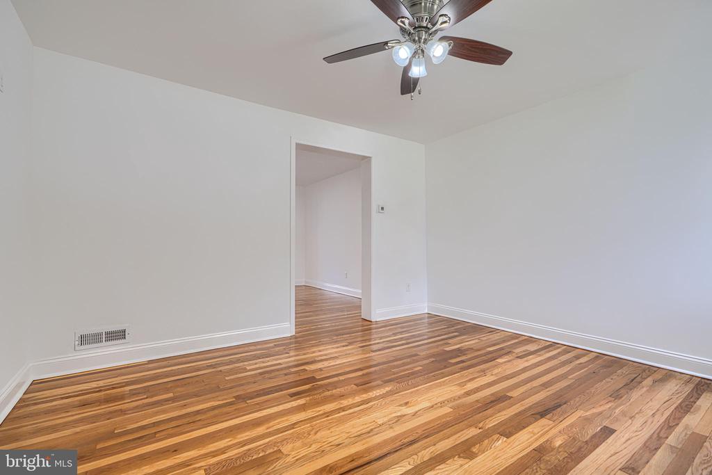 5 CARDINAL ROAD