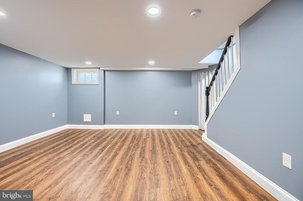 5 CARDINAL ROAD
