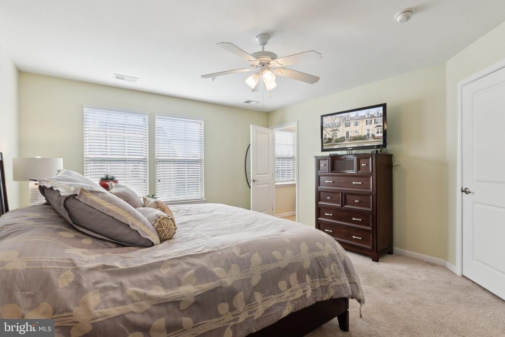 1024 Cypress Forest Dr