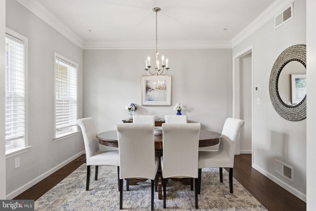 2815 HEIDI COURT