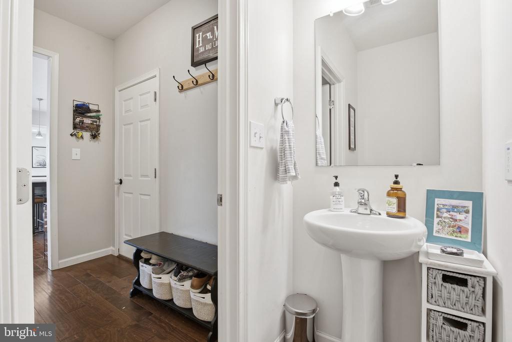 2815 HEIDI COURT