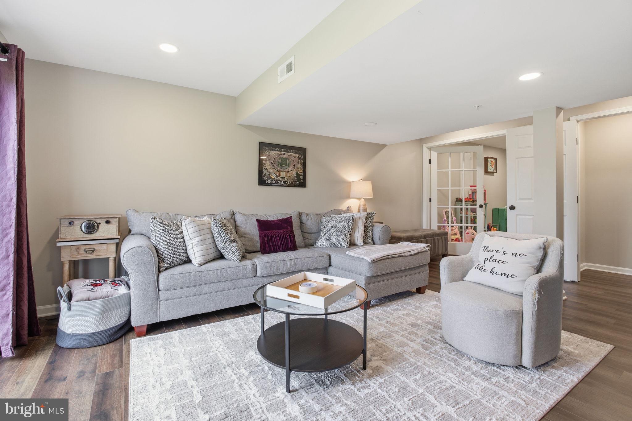 2815 HEIDI COURT