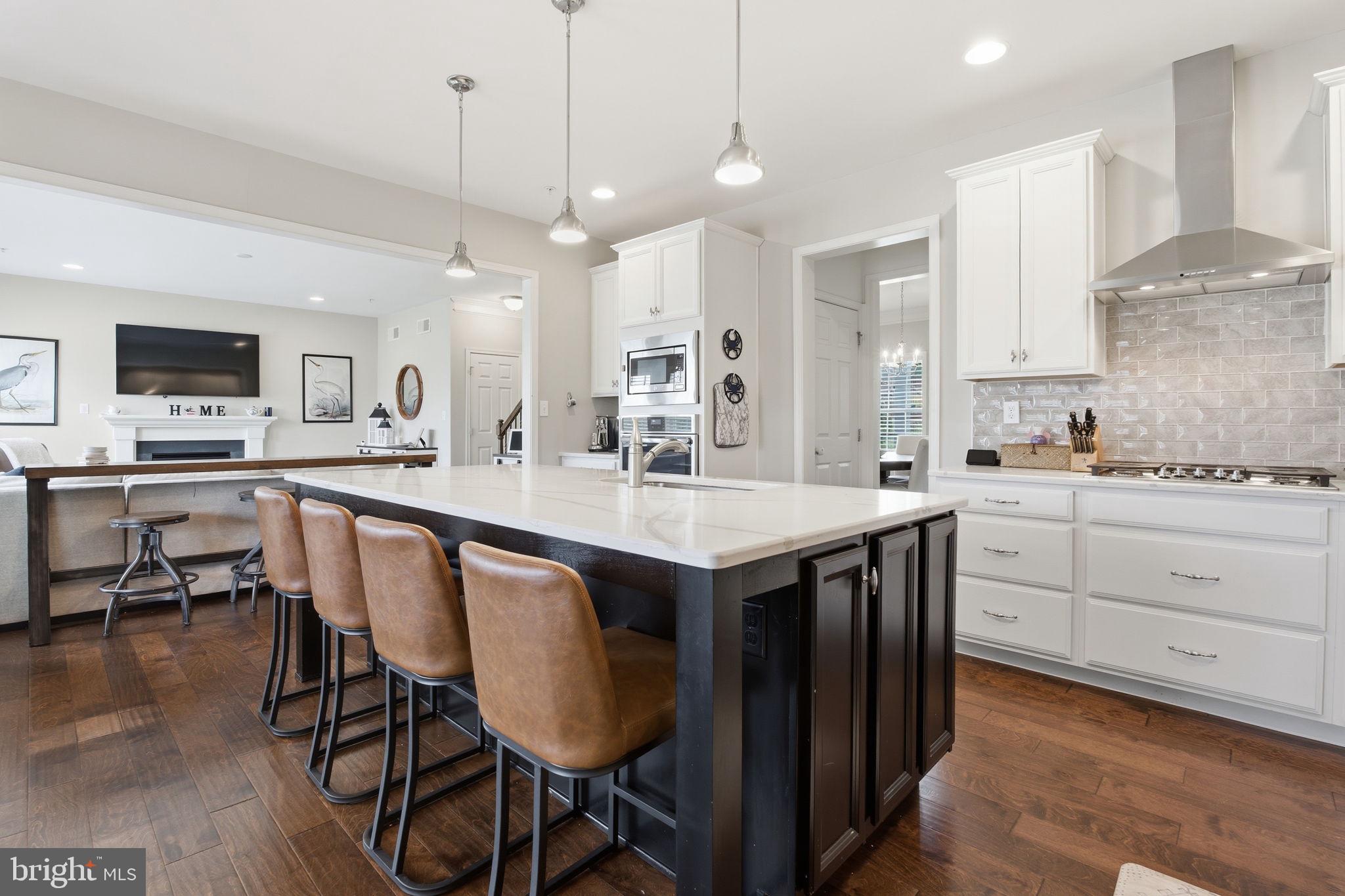 2815 HEIDI COURT