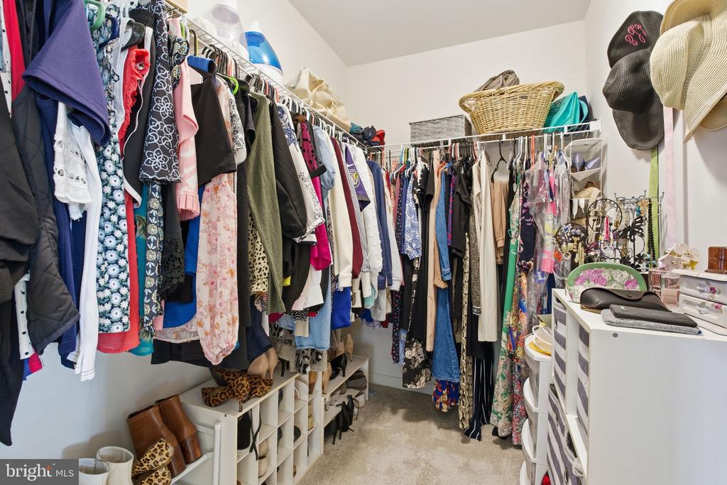 2815 HEIDI COURT