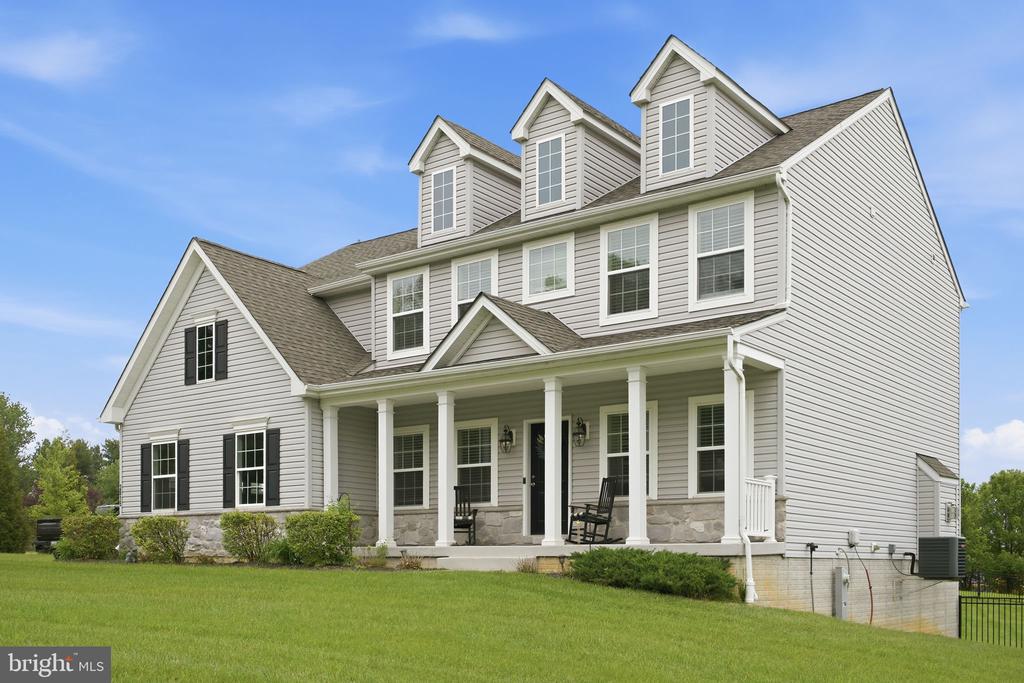 2815 HEIDI COURT