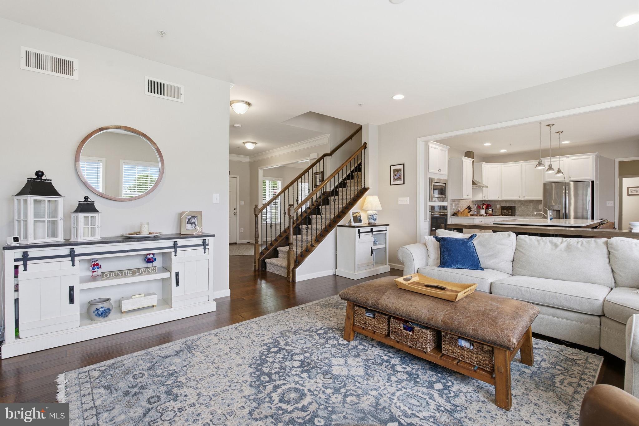 2815 HEIDI COURT