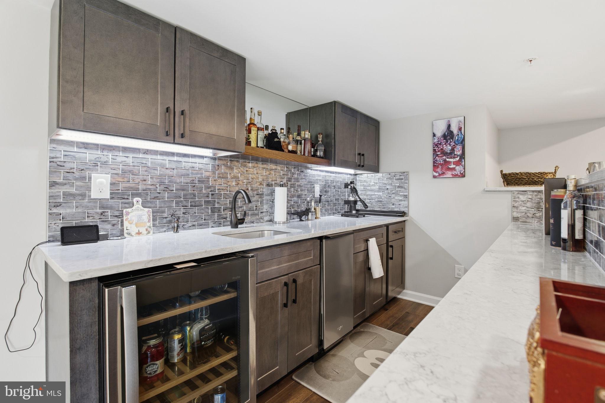 2815 HEIDI COURT