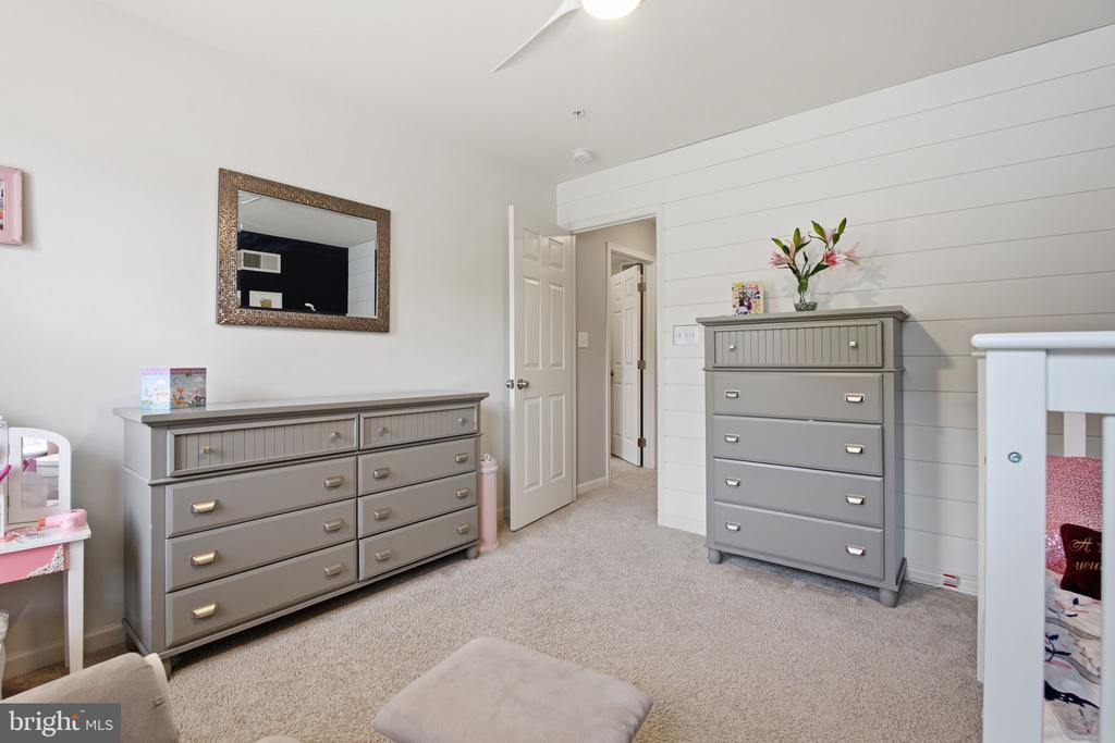 2815 HEIDI COURT