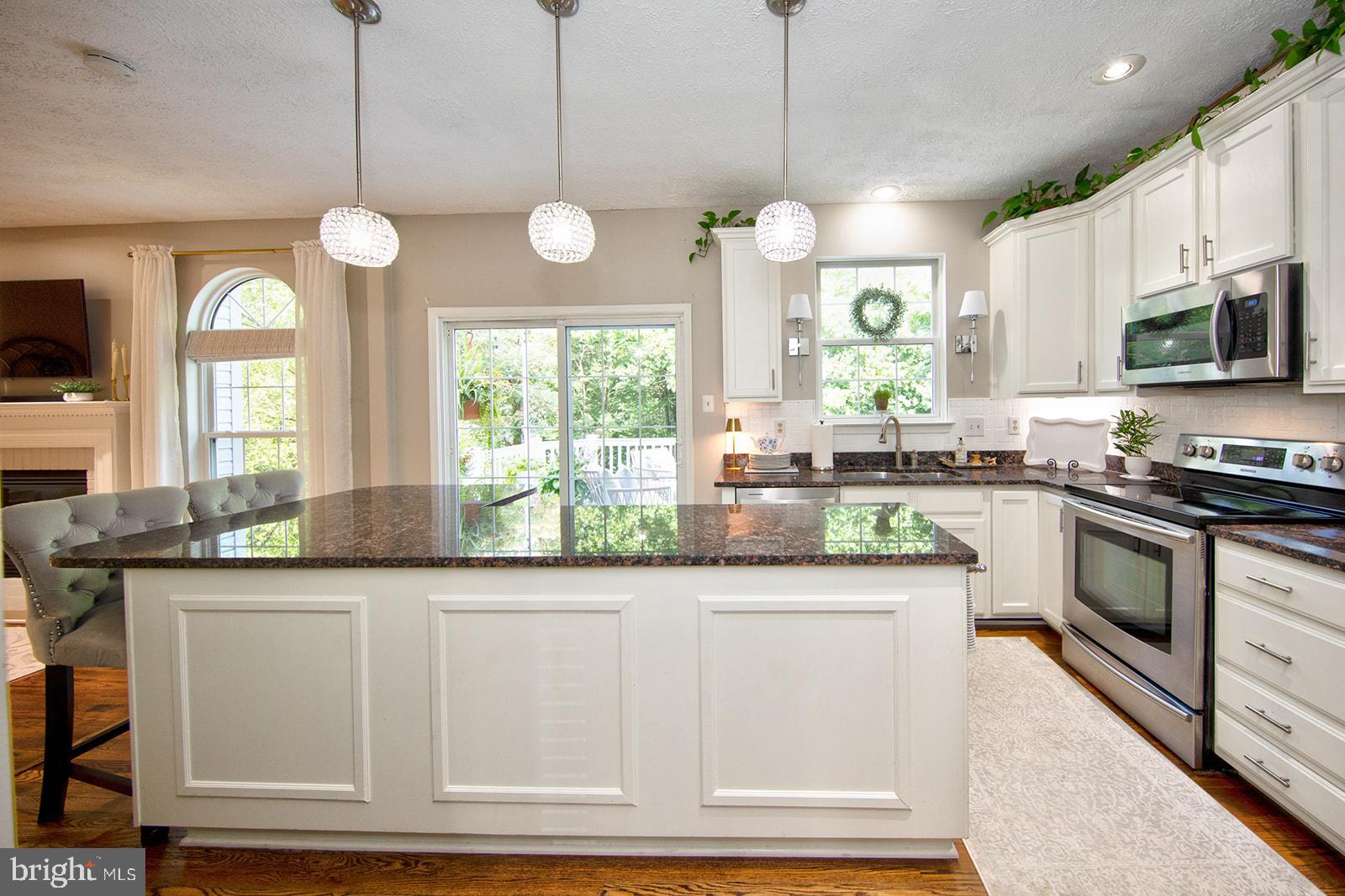 2601 W Rhododendron Dr