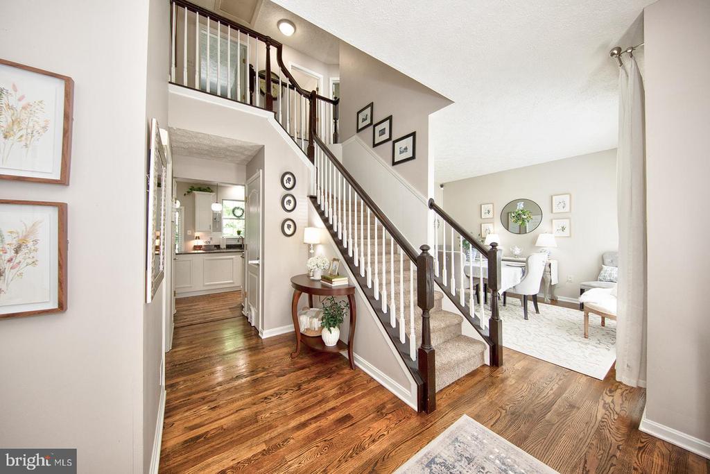 2601 W Rhododendron Dr
