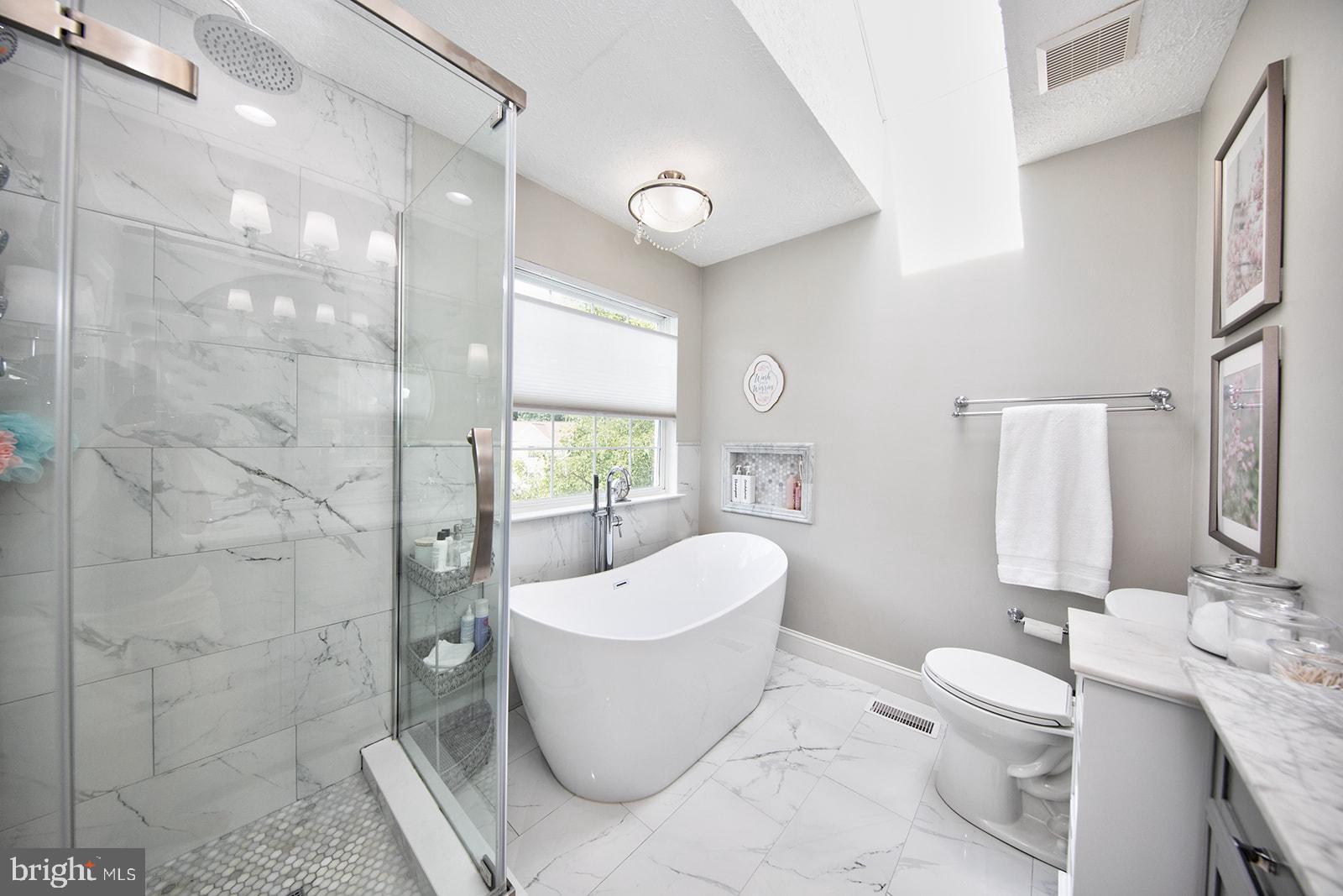 2601 W Rhododendron Dr