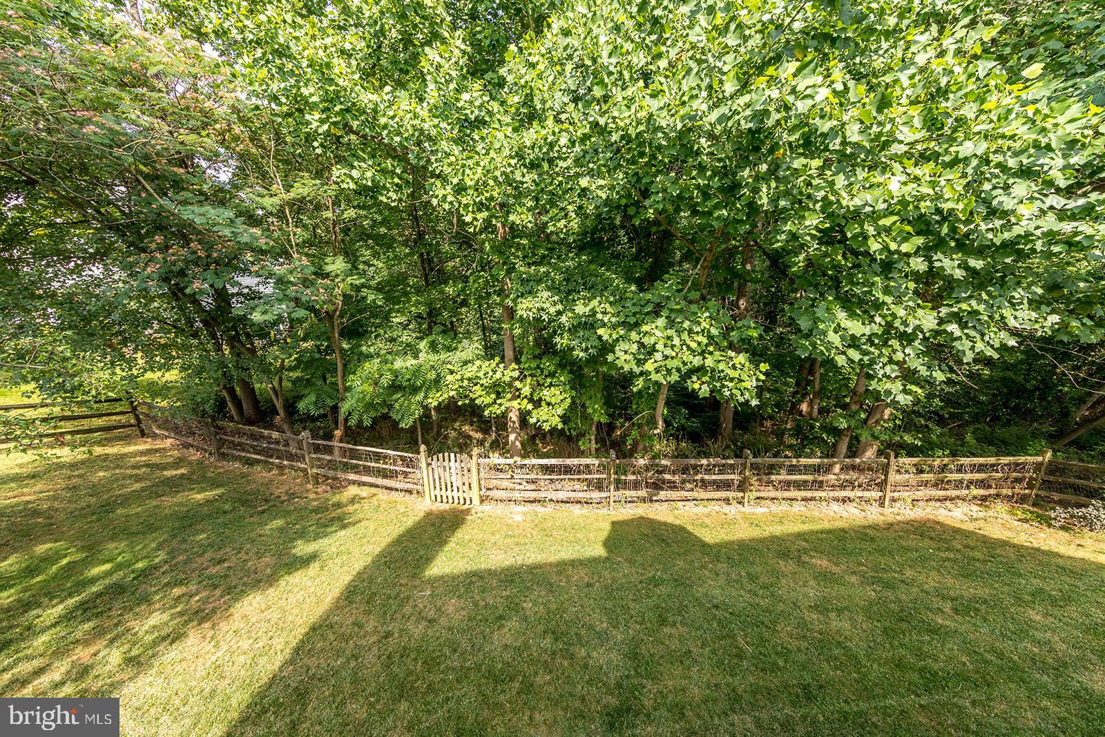 2601 W Rhododendron Dr