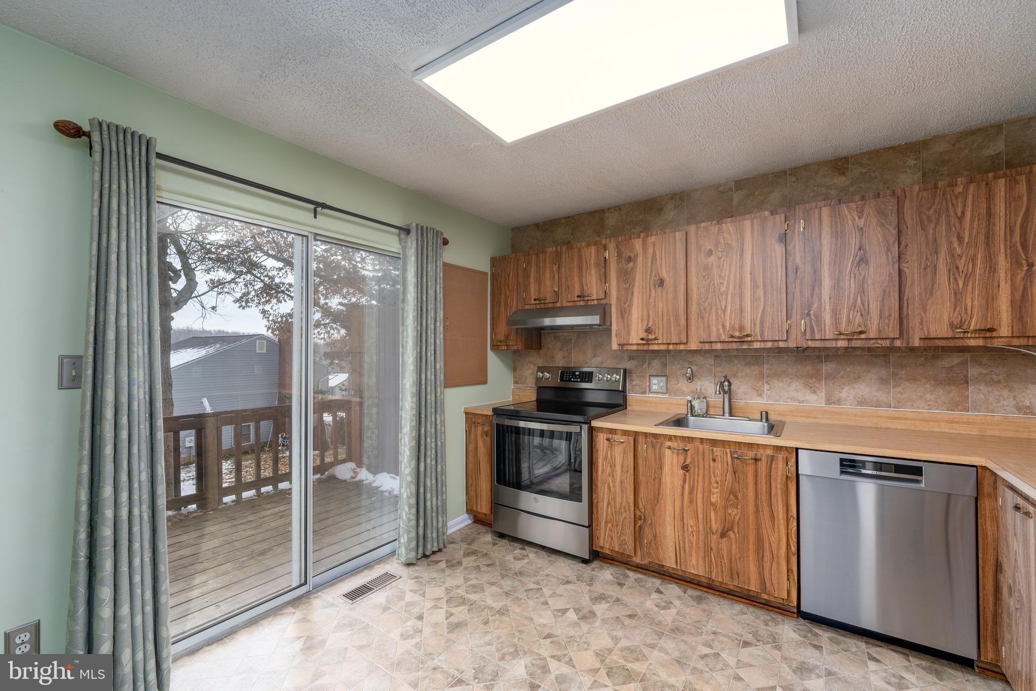 117 Kipling Ct