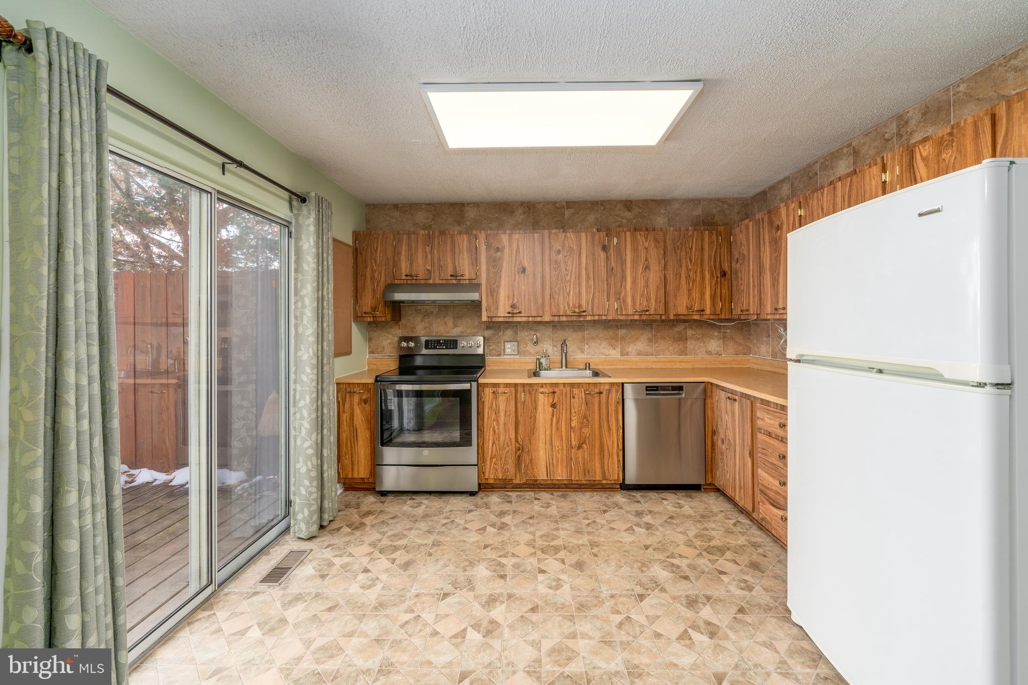 117 Kipling Ct