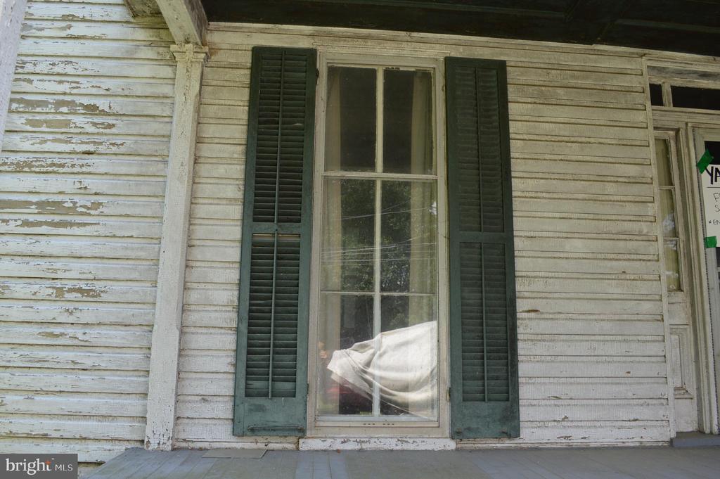 3903 STREET ROAD