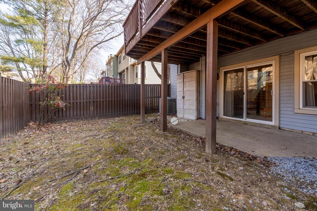 9125 Helaine Hamlet Way