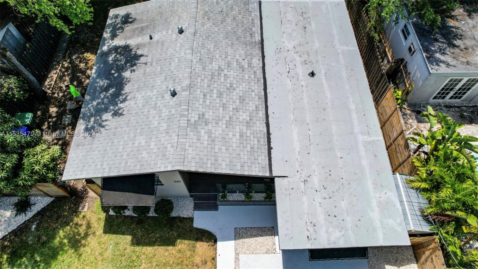 220 NE 84th St