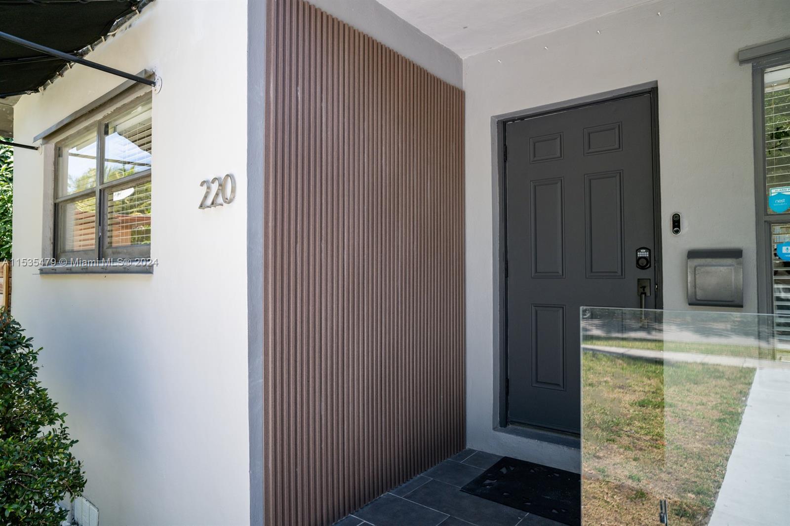 220 NE 84th St