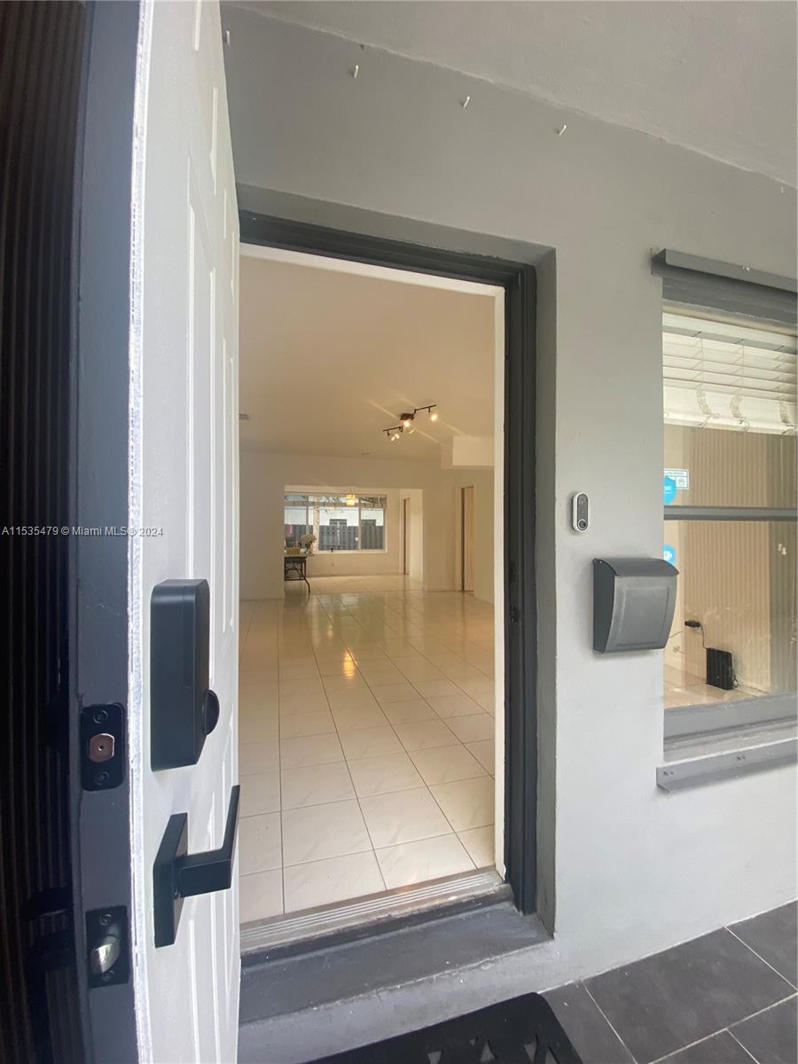 220 NE 84th St