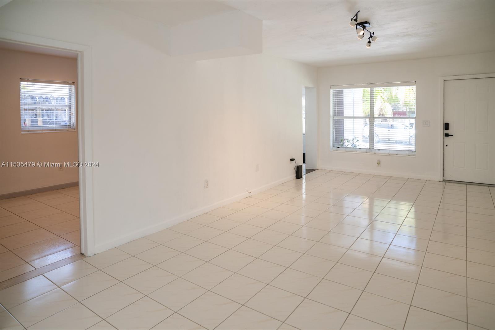 220 NE 84th St