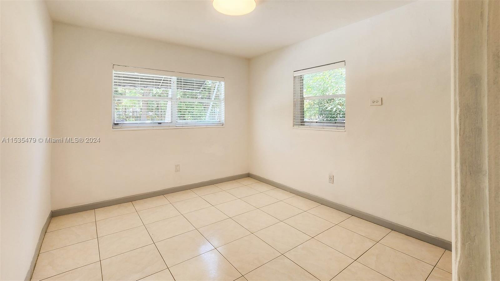 220 NE 84th St