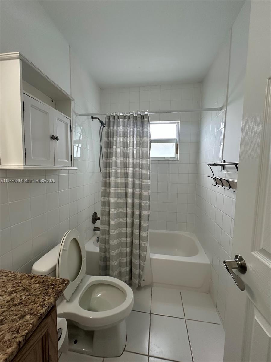 1550 NE 151st Ter