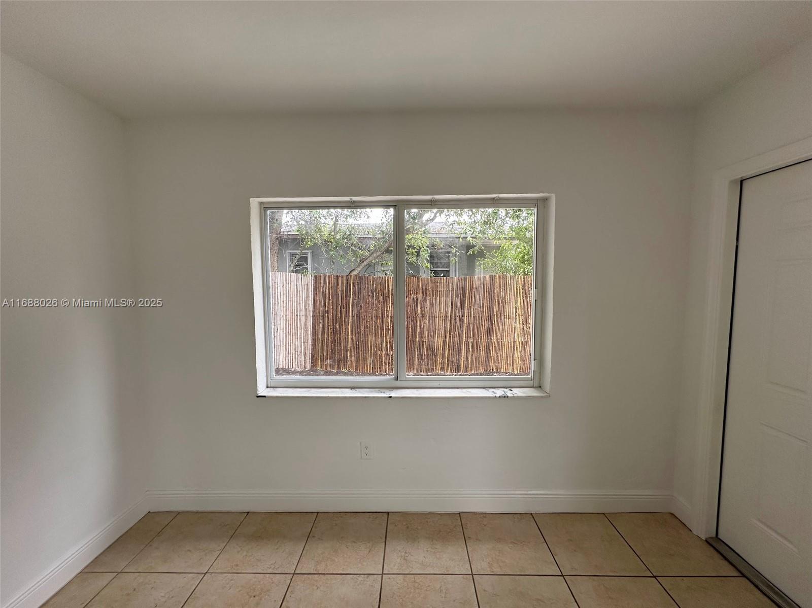 1550 NE 151st Ter