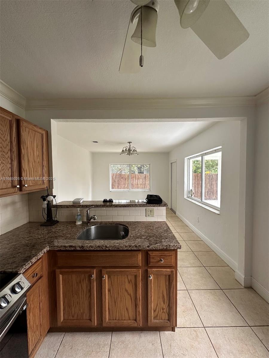 1550 NE 151st Ter