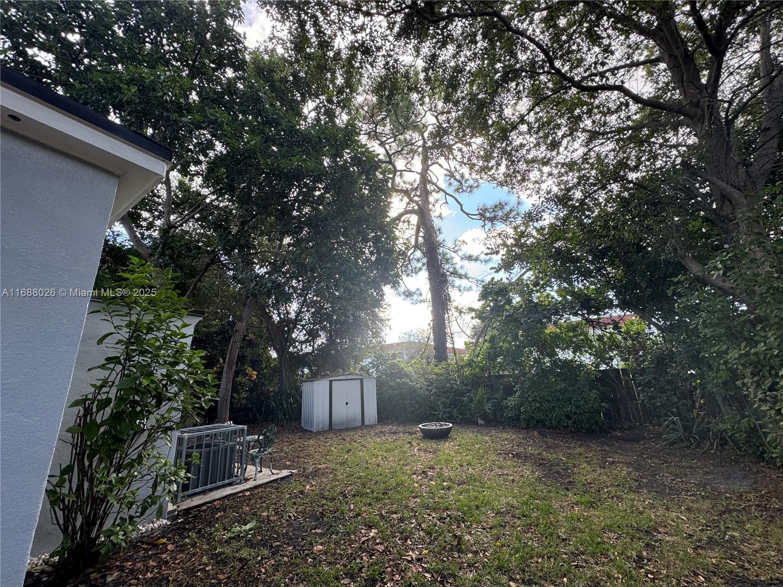 1550 NE 151st Ter