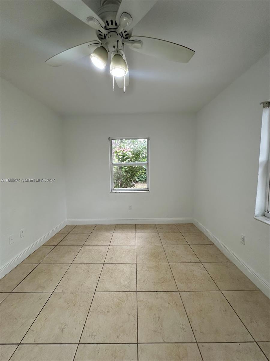 1550 NE 151st Ter