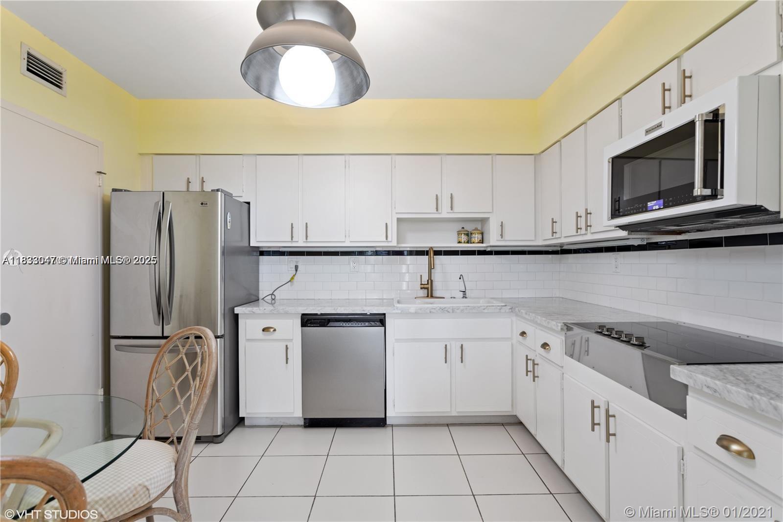 9341 E Bay Harbor # 6D