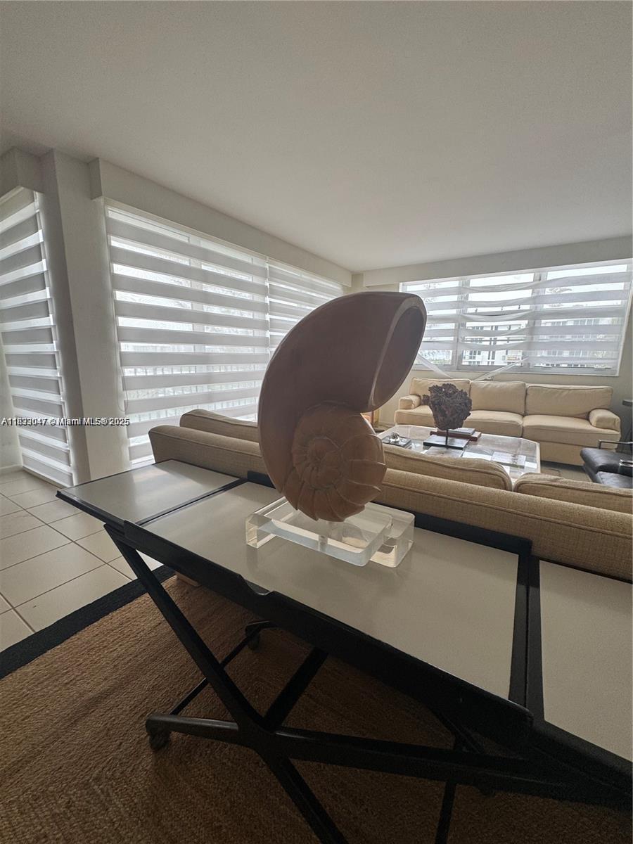 9341 E Bay Harbor # 6D