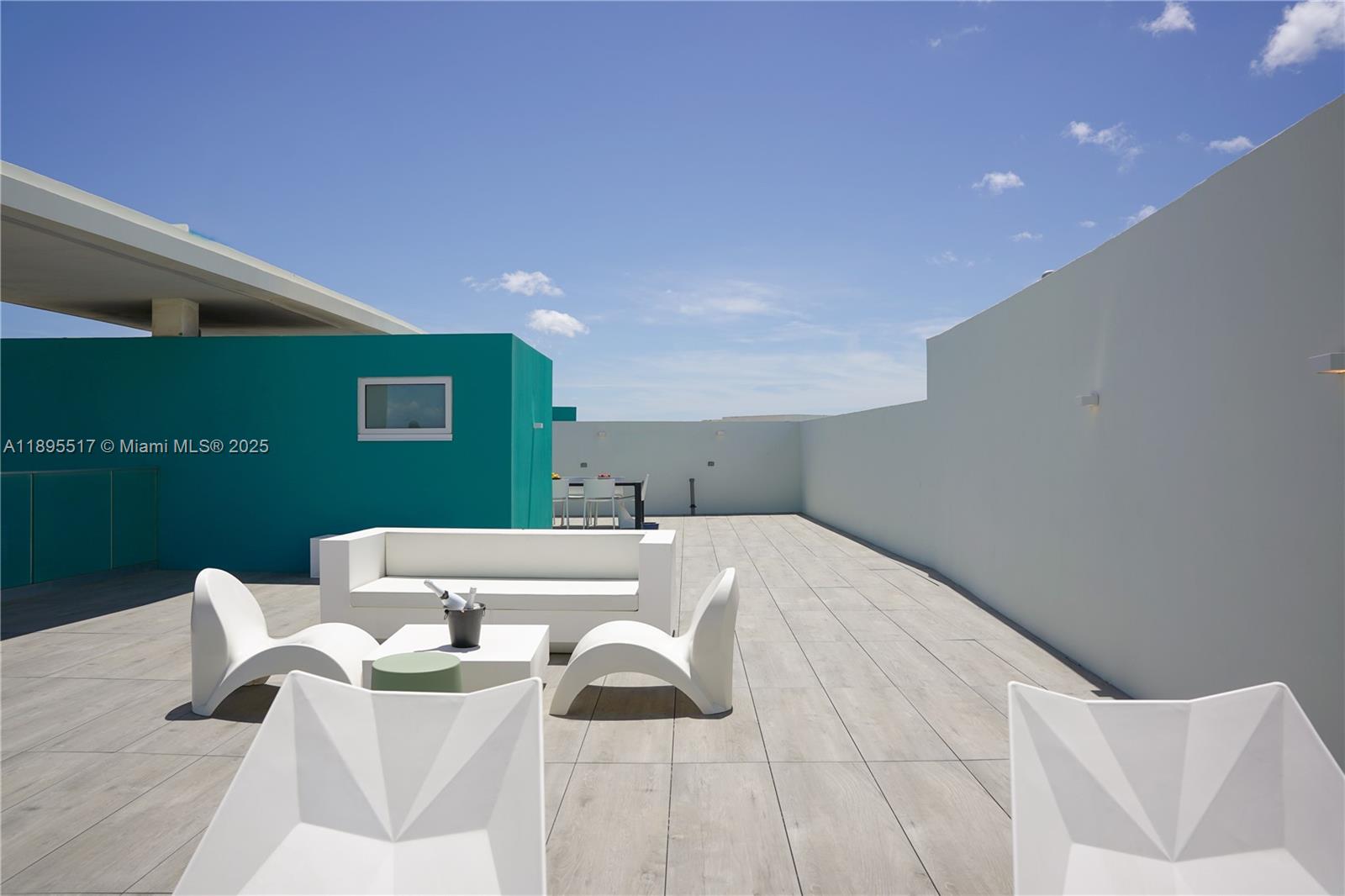 Eagle Beach Aruba Eagle B NE Eagle Beach # I Unit: PH I