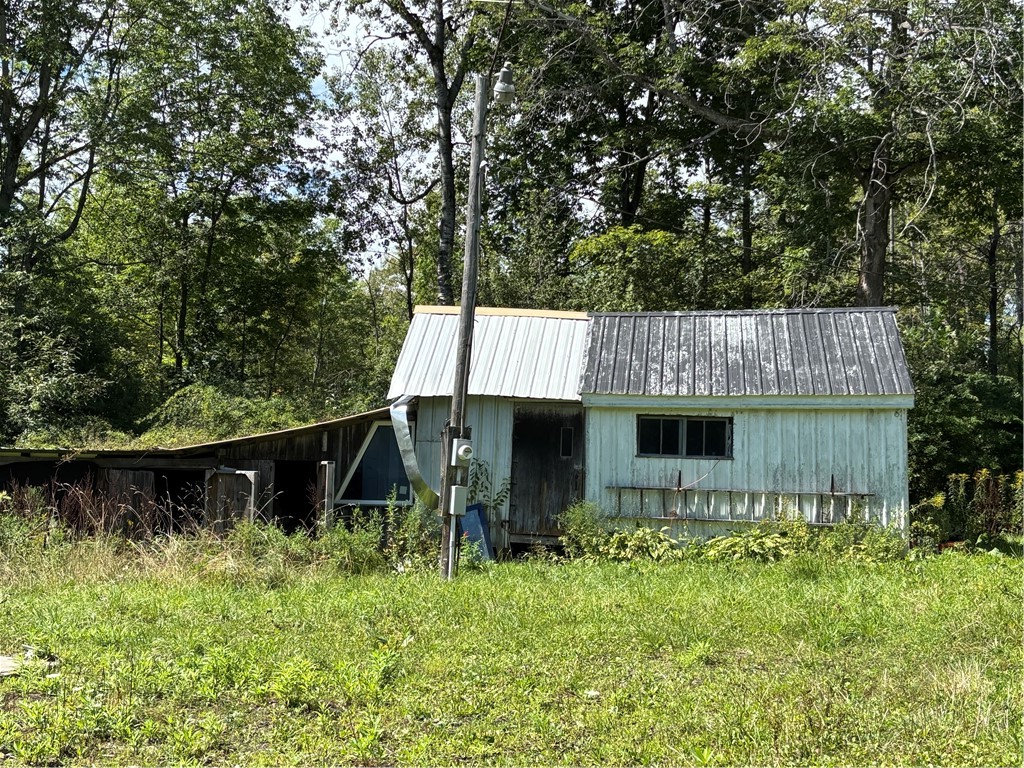 222 Rockefeller Road